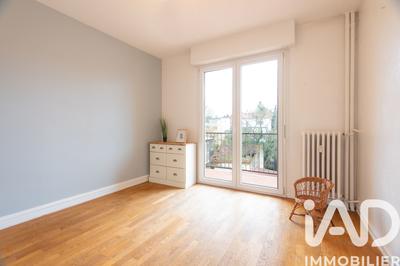 Appartement - 70 m² - 4 pièces