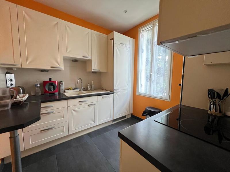 Maison - 111 m² - 6 pièces