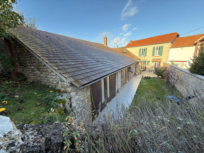 Maison - 161 m² - 8 pièces