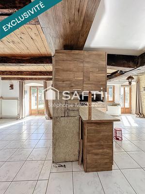 Maison - 162 m² - 8 pièces