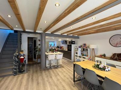 Maison - 159 m² - 7 pièces