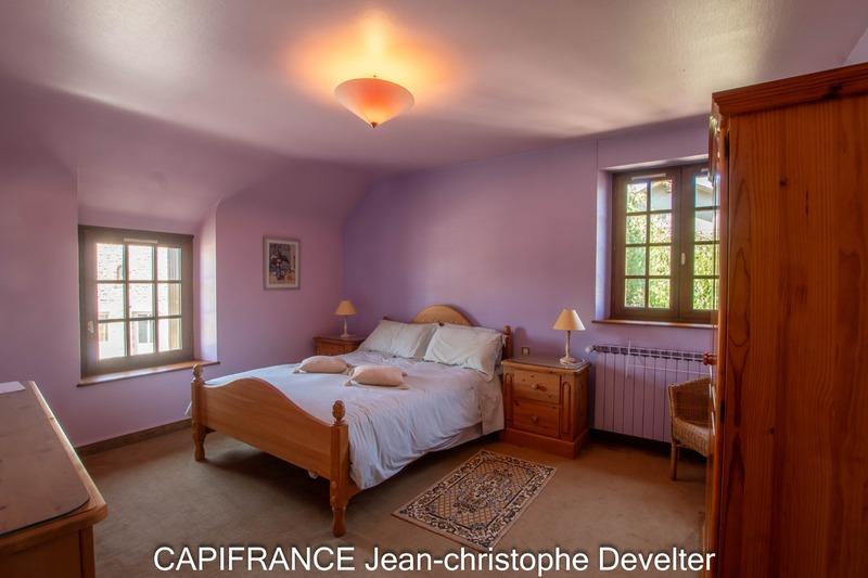 Maison en pierre - 250 m² - 8 pièces