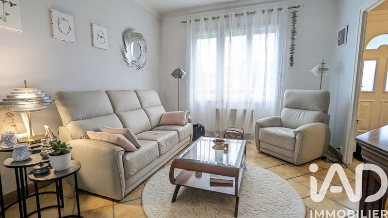 Maison - 93 m² - 4 pièces