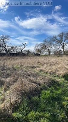 Terrain constructible - 790 m²