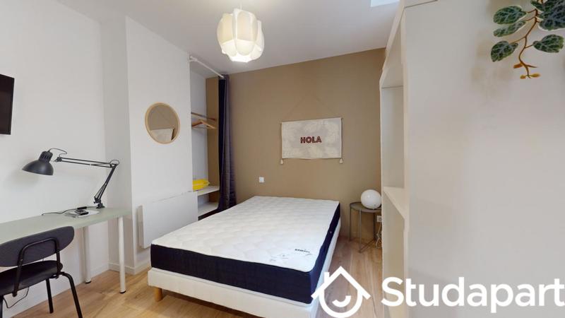 Chambre - 12 m² - 1 pièce