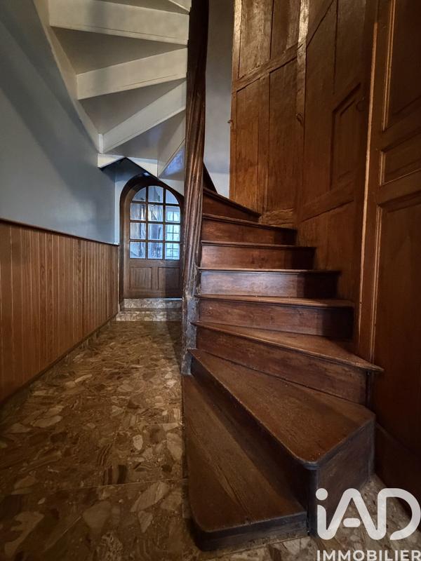 Maison - 182 m² - 5 pièces