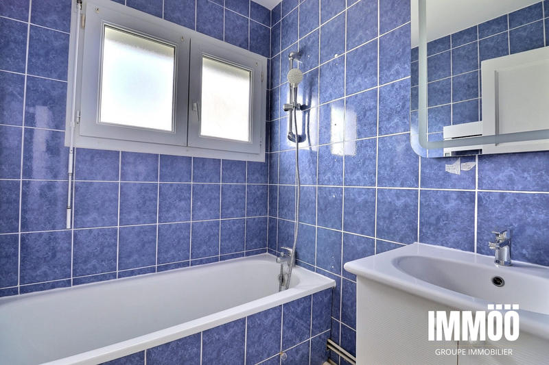 Maison - 75 m² - 5 pièces