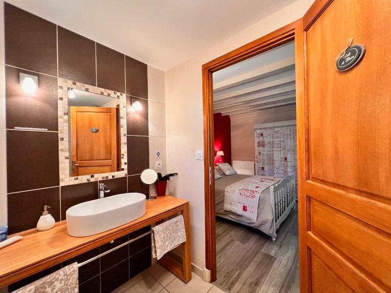 Maison - 554 m² - 17 pièces