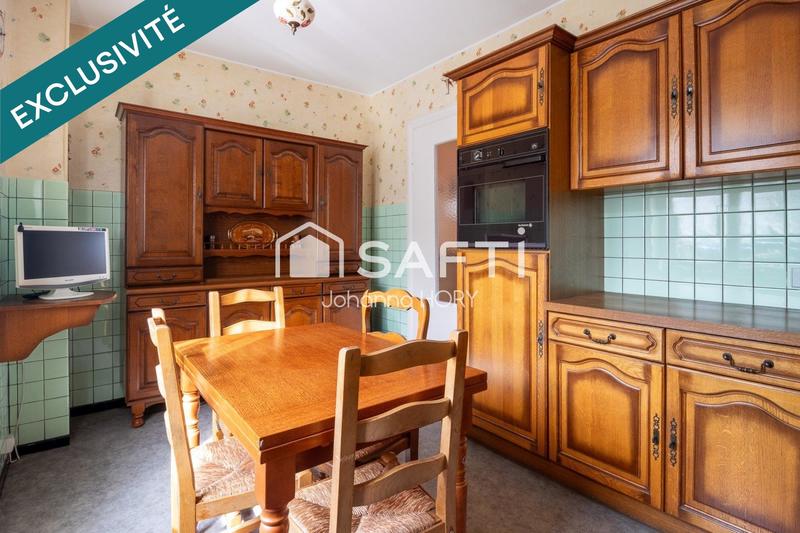 Maison - 95 m² - 5 pièces