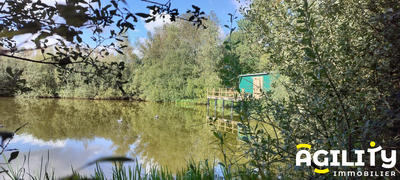 Terrain de loisirs - 9 784 m²