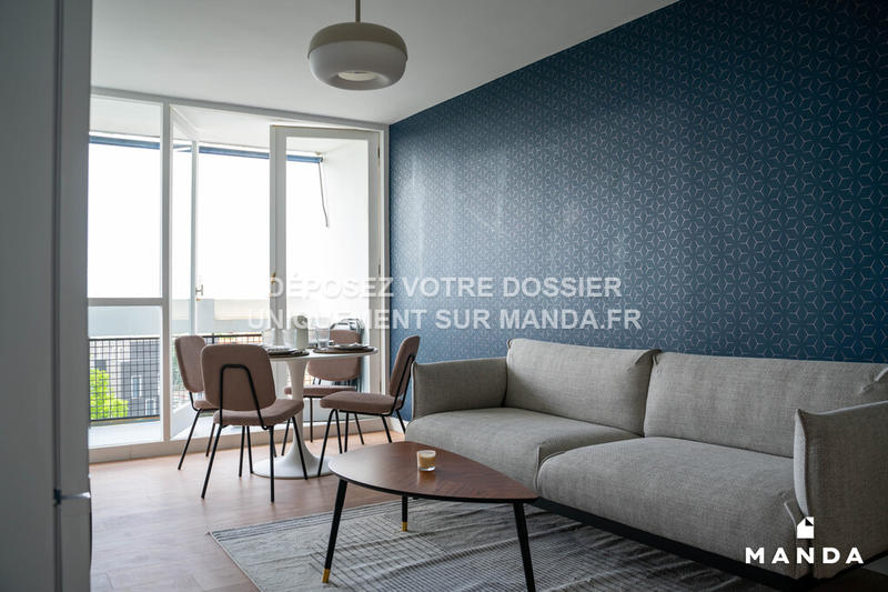 Chambre - 10 m² - 5 pièces