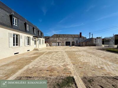 Maison de maîtres - 290 m² - 12 pièces