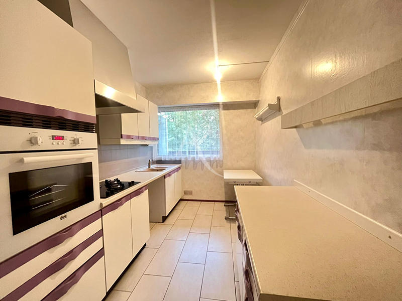 Appartement - 75 m² - 4 pièces