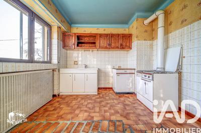 Maison - 93 m² - 5 pièces