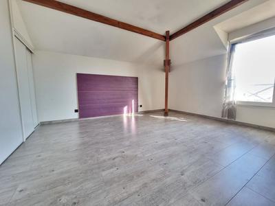 Appartement - 97 m² - 3 pièces