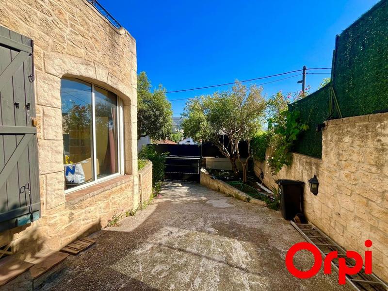 Appartement - 89 m² - 3 pièces