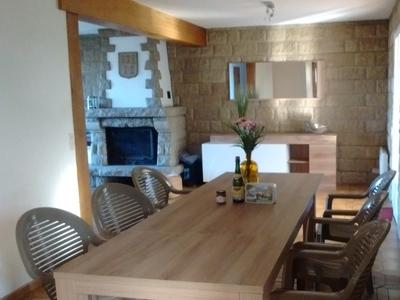 Maison traditionnelle - 118 m² - 6 pièces