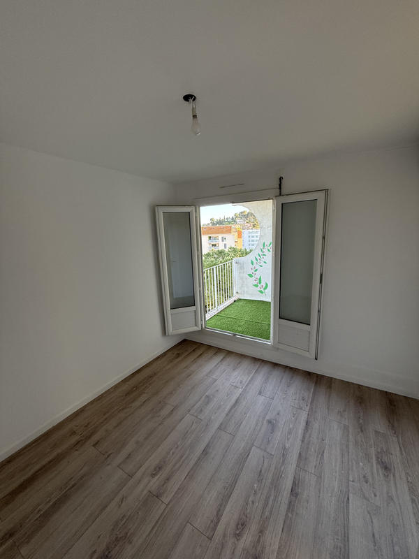 Appartement - 87 m² - 4 pièces
