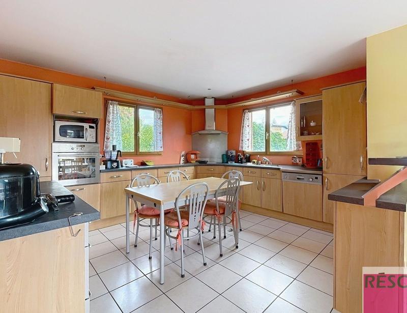 Maison - 146 m² - 6 pièces