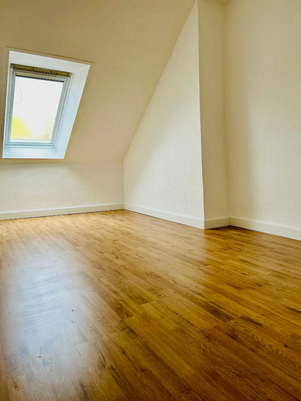 Appartement - 111 m² - 5 pièces