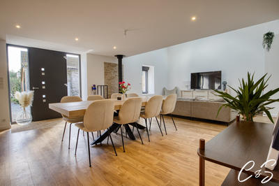 Maison - 113 m² - 5 pièces