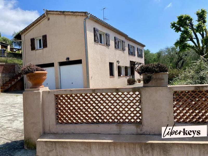 Maison - 160 m² - 7 pièces