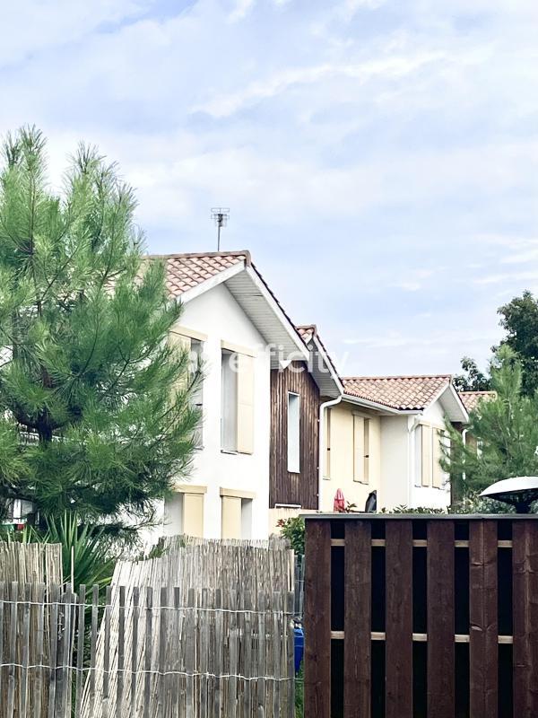 Appartement - 93 m² - 4 pièces