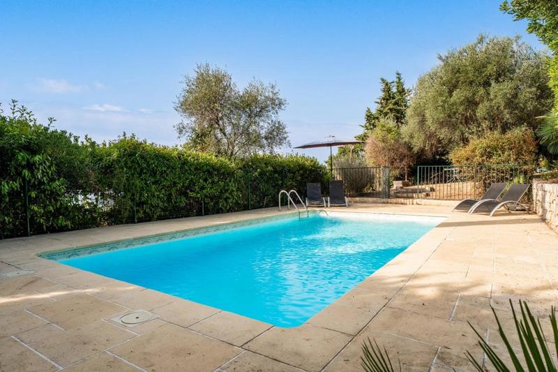 Maison - 322 m² - 10 pièces