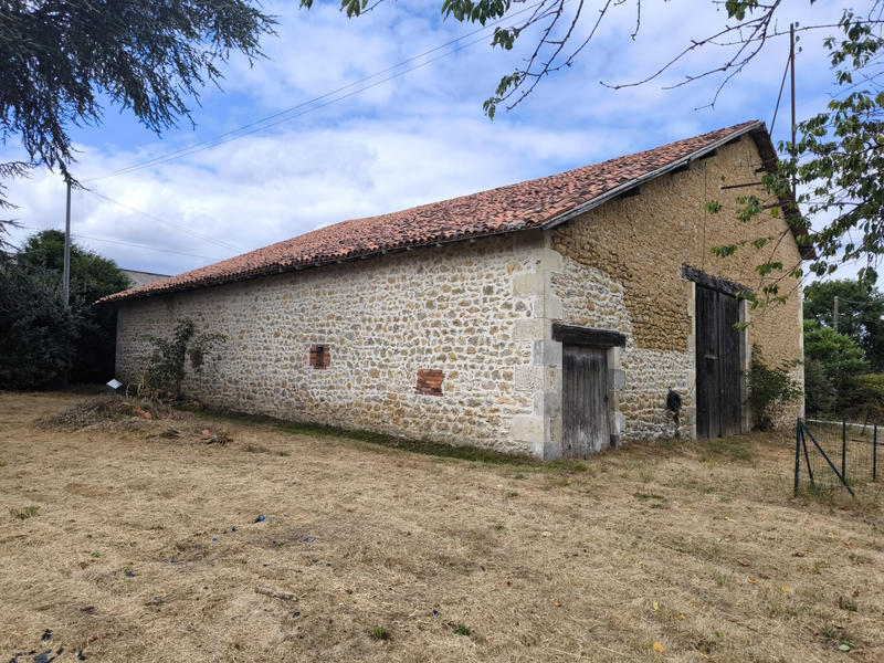 Maison ancienne - 220 m² - 1 pièce