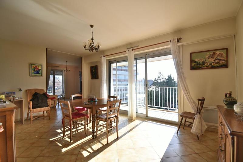 Appartement - 88 m² - 3 pièces