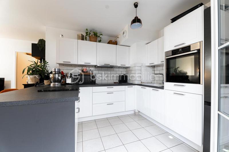 Appartement - 65 m² - 3 pièces