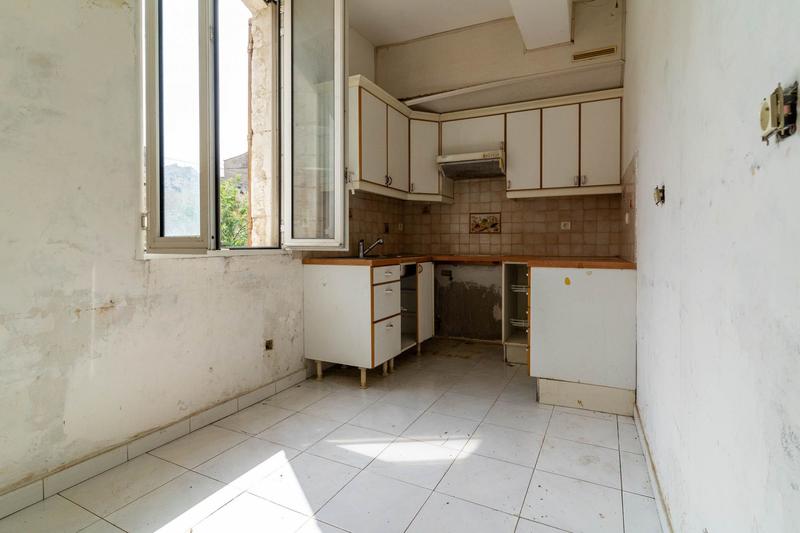 Maison ancienne - 188 m² - 11 pièces