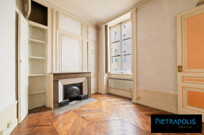 Appartement - 64 m² - 2 pièces