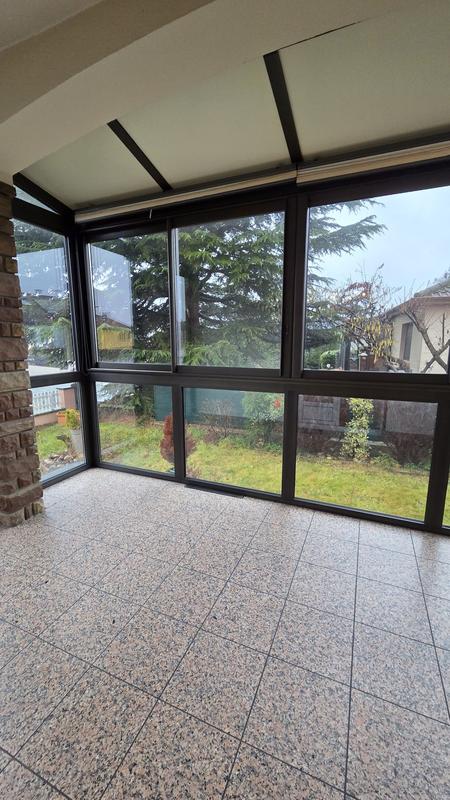 Maison - 219 m² - 7 pièces