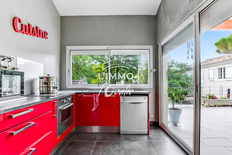 Maison - 234 m² - 7 pièces