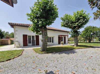 Maison - 215 m² - 7 pièces