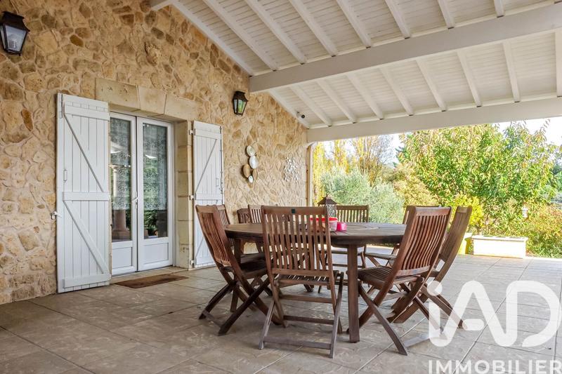 Maison - 358 m² - 8 pièces