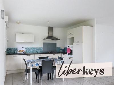 Maison - 165 m² - 8 pièces