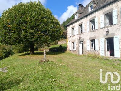 Maison - 192 m² - 8 pièces