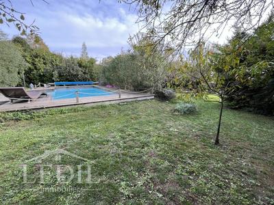 Maison de village - 158 m² - 5 pièces