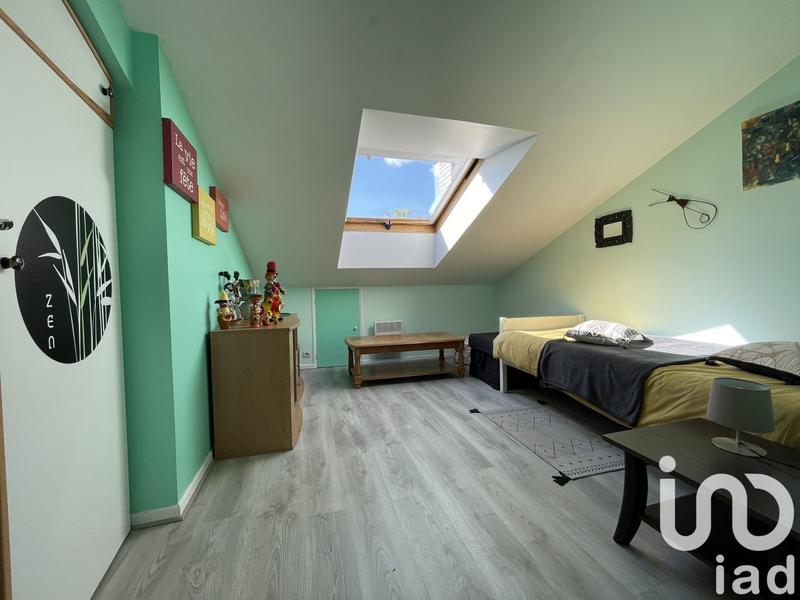 Maison - 137 m² - 6 pièces