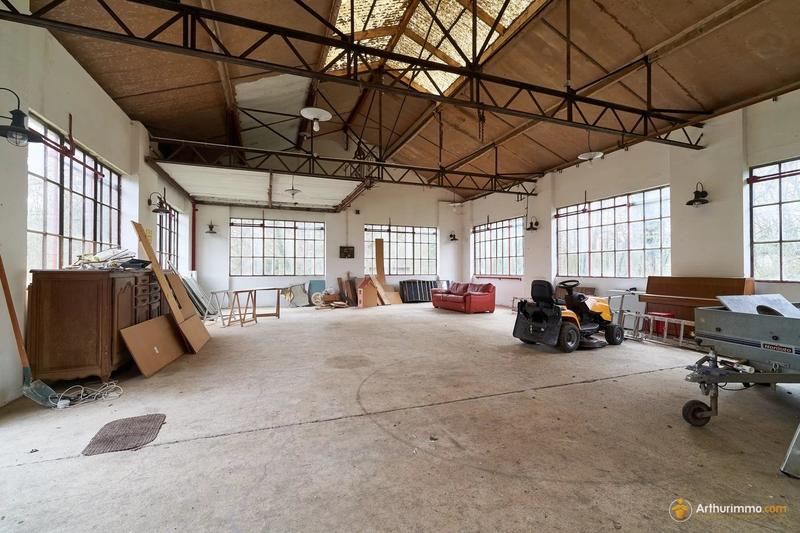 Maison - 240 m² - 7 pièces