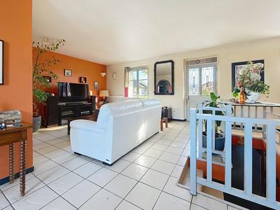 Maison - 170 m² - 6 pièces
