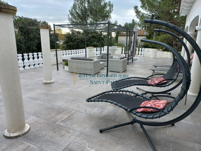 Villa - 245 m² - 9 pièces