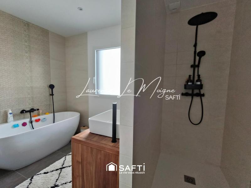 Maison - 121 m² - 5 pièces