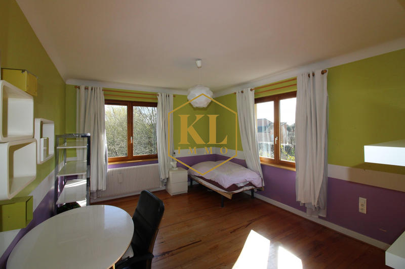 Maison - 171 m² - 7 pièces