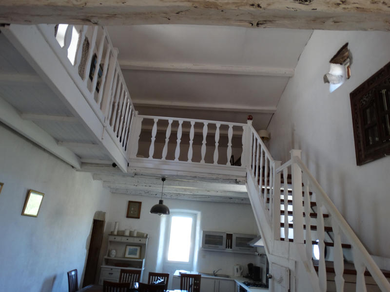 Mas - 300 m² - 12 pièces