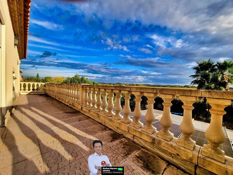 Maison - 181 m² - 8 pièces