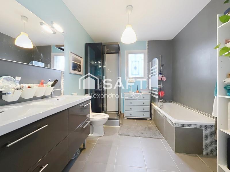 Maison - 90 m² - 4 pièces