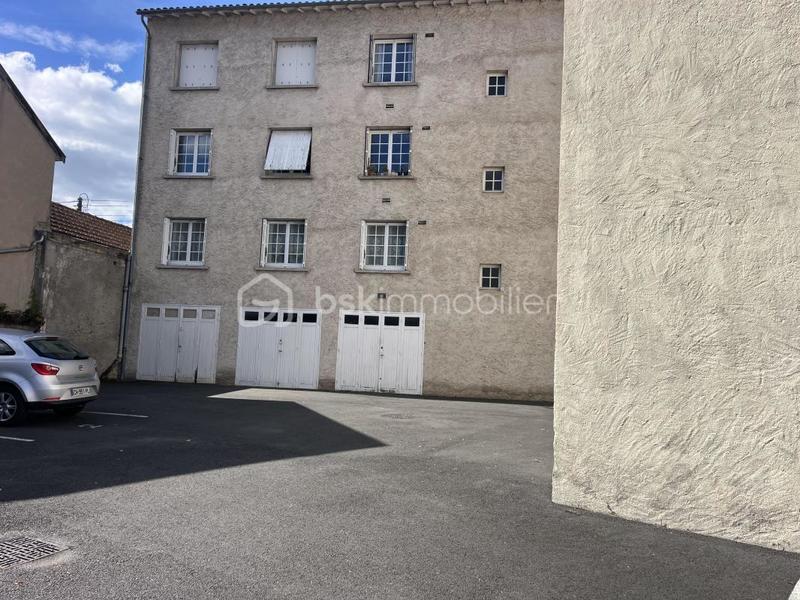 Appartement - 77 m² - 4 pièces